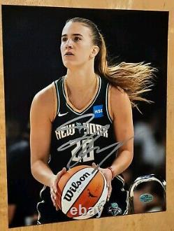 Sabrina Ionescu Argent Encre Auto Autographe 8x10 Signé à la Main Avec COA Liberty