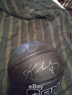Shaquille O'neal / Kobe Bryant Main Signé And1 Basketball Lakers Autographiés