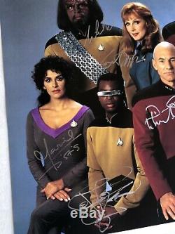 Star Trek Tng 12x12 The Next Generation Cast Autographié Originale Main Photo