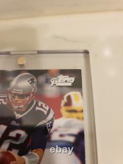 TOM BRADY 2010 Topps Prime #130 (AUTOGRAPHE MANUEL) Avec COA (Red Carpet Authentics)